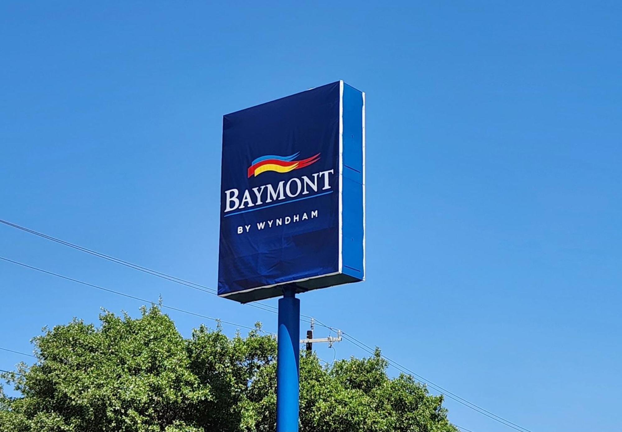 Baymont By Wyndham San Antonio Airport Exterior foto