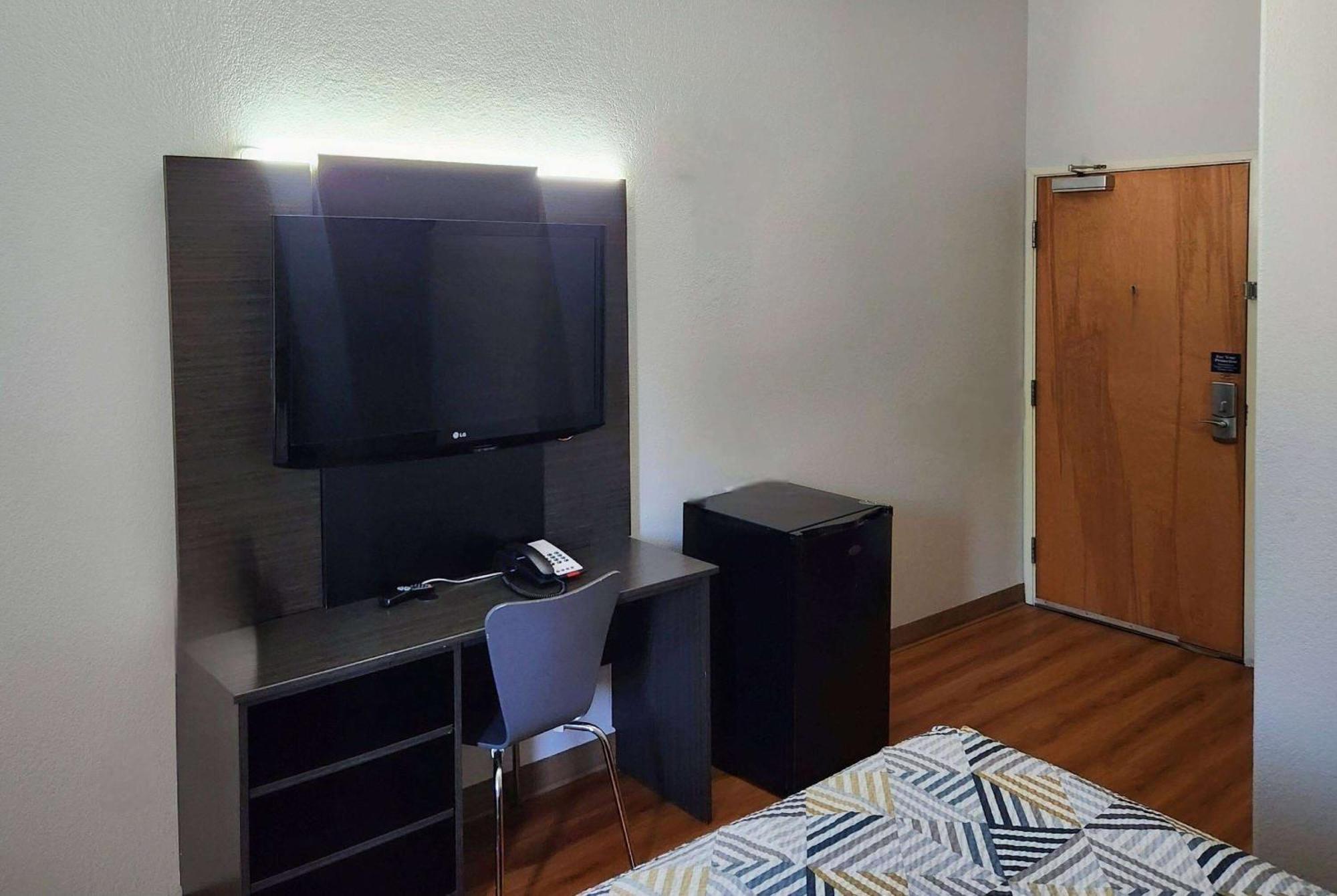 Baymont By Wyndham San Antonio Airport Exterior foto