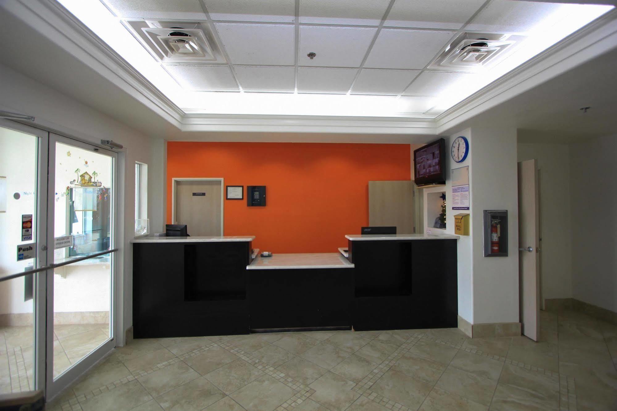 Baymont By Wyndham San Antonio Airport Exterior foto